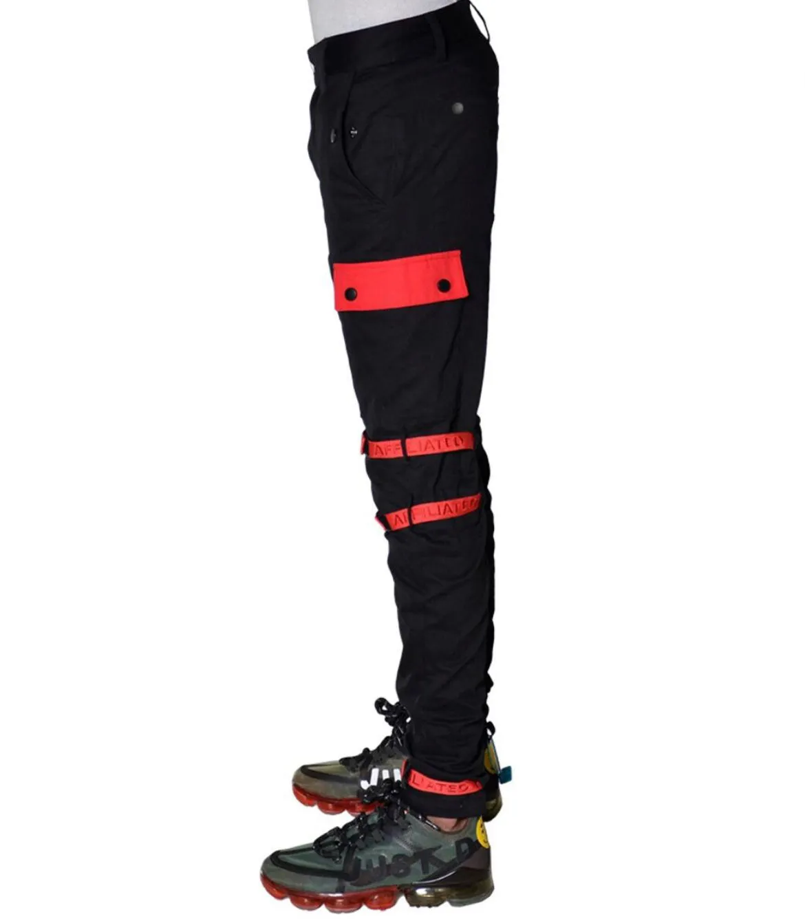 THC Affiliated Cargo Pants Joggers (Black)